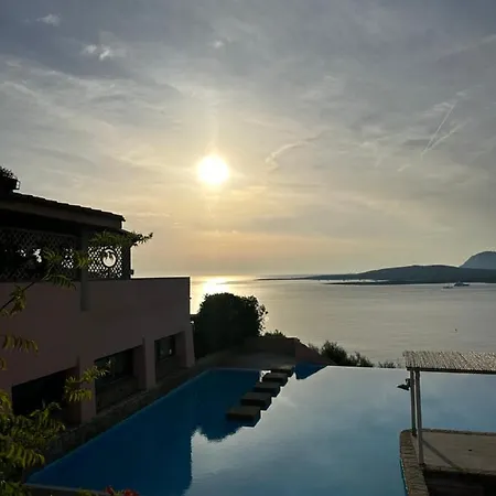 Flat In Sardinia Costa Smeralda * بورتو روتوندو