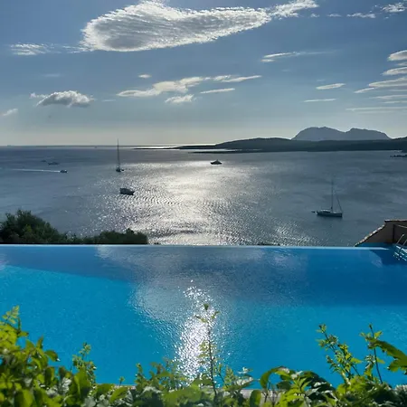 Stunning Flat In Sardinia Costa Smeralda